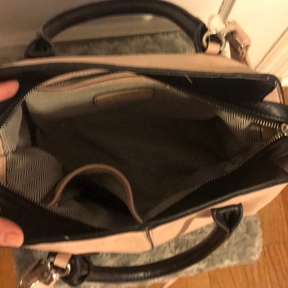 Steve Madden Pink & Black Purse - Picture 5 of 7